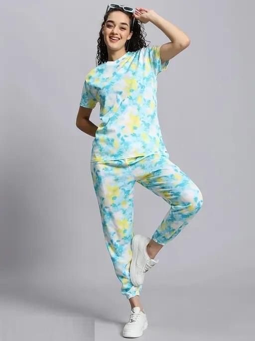 Women’s Tie Dye Night Suit – Casual Lycra Blend Pyjama Set with Half Sleeve T-Shirt & Ankle-Length Bottoms