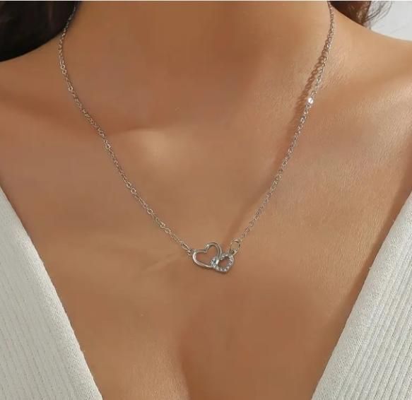 Women’s Elegant Heart Pendant with Chain – Stylish Silver Plated Necklace